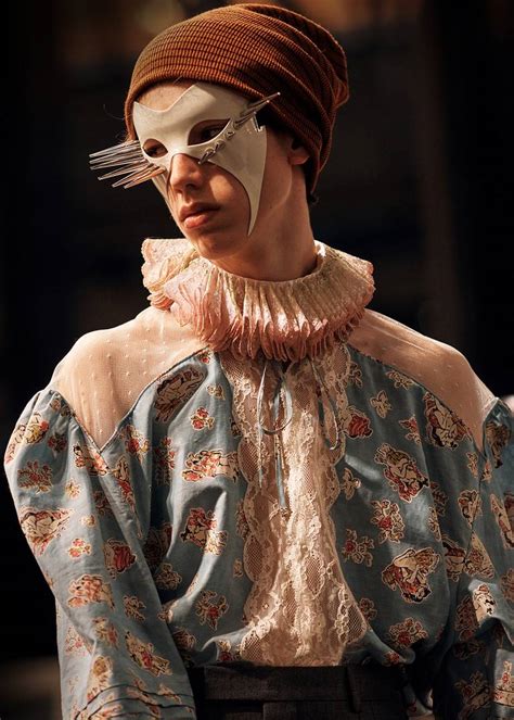 The Mask as a Cut Between Visible and Invisible: Gucci Fall 2019 .